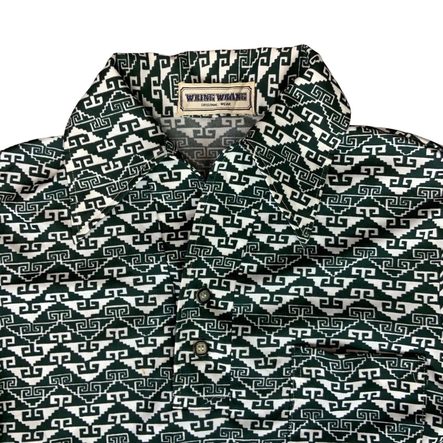 VTG 70s BIG COLLAR MENS POLY SMOCK SHIRT GEOMETRIC PSYCHEDELIC PRINT 37” (35) S
