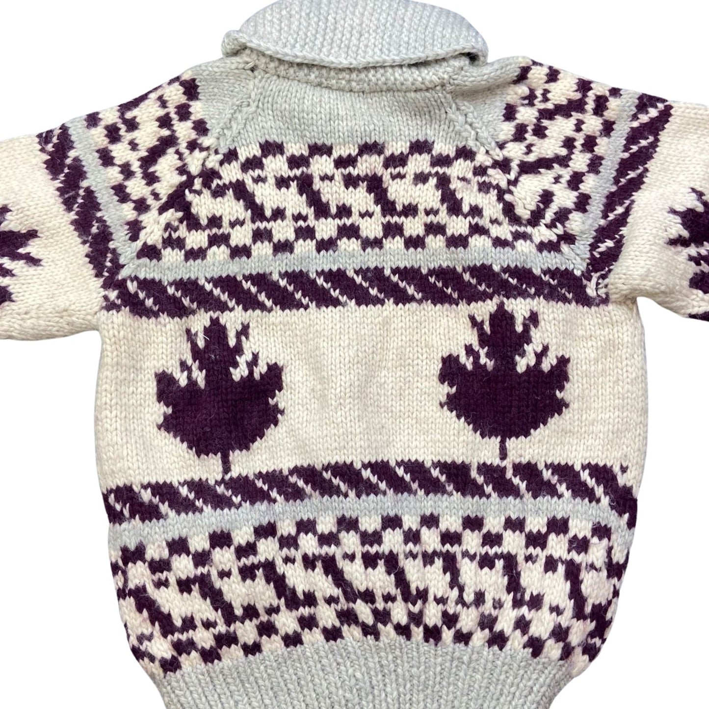 VTG NATIVE CANADIAN AMERICAN COWICHAN INDIAN HAND KNIT CARDIGAN 45” (42) L