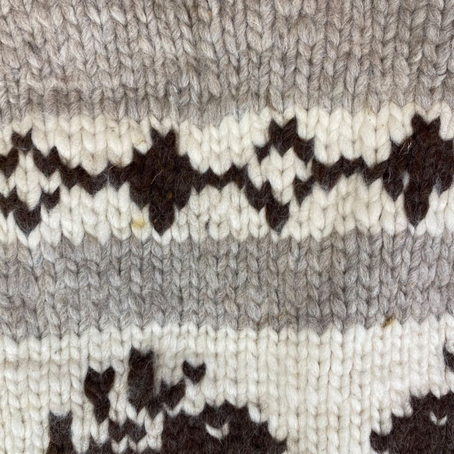 VTG NATIVE CANADIAN COWICHAN INDIAN HAND KNIT CARDIGAN ROCKABILLY HOT ROD S 36”