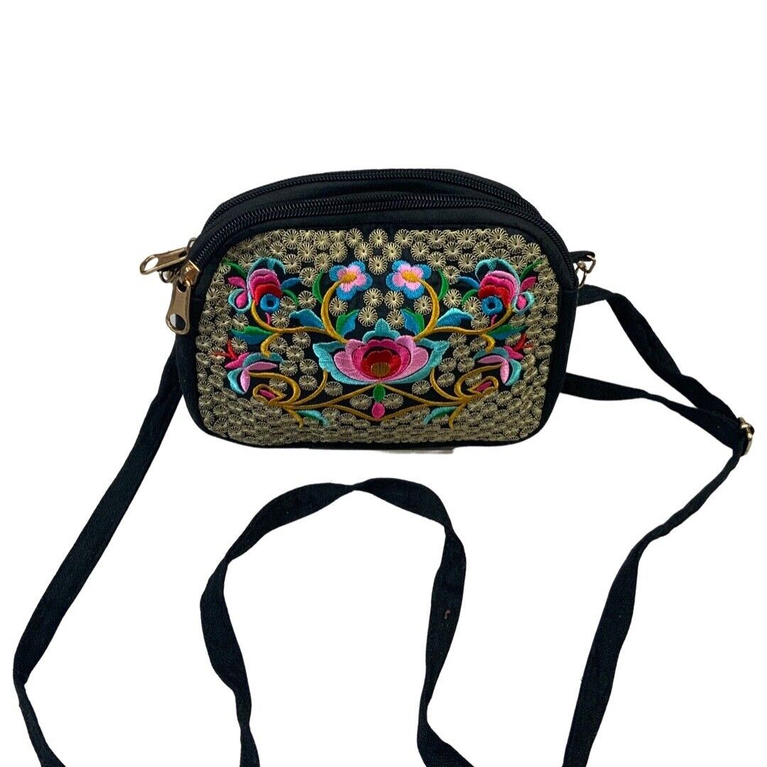 Vintage 90s 00s Black Floral Embroidered Cross Body Bag