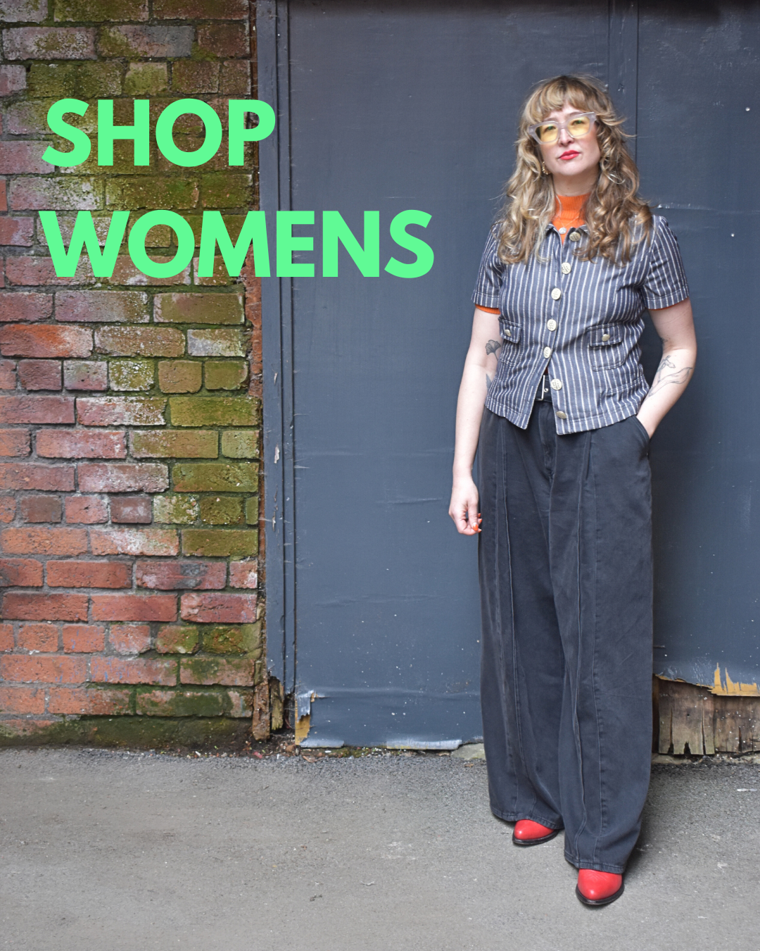 WOMENSWEAR