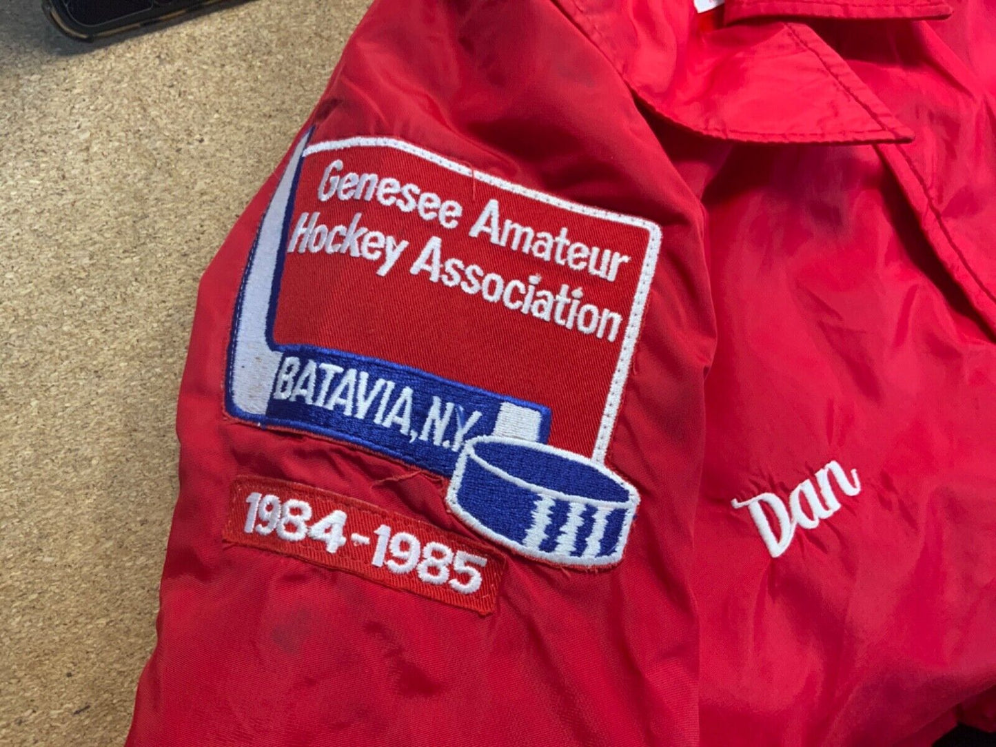 VTG USA 1985 AMATEUR ICE HOCKEY VARSITY NYLON LINED WINDBREAKER JACKET 42” L