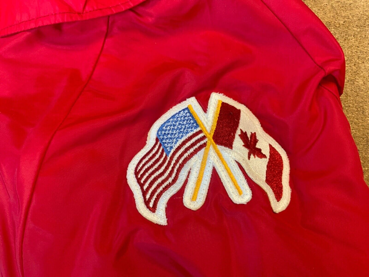 VTG USA 1985 AMATEUR ICE HOCKEY VARSITY NYLON LINED WINDBREAKER JACKET 42” L