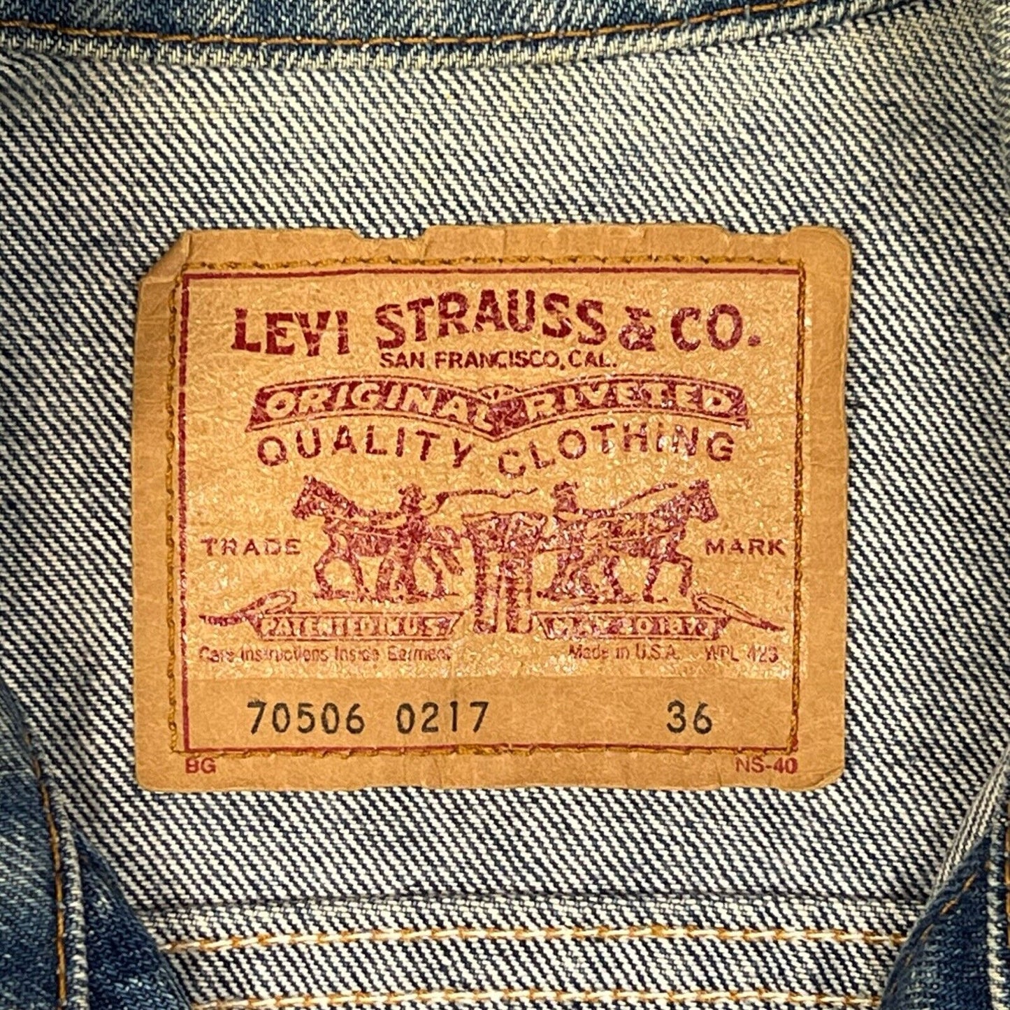 VTG 1980s USA LEVIS RED TAB TYPE 3 TRUCKER DENIM JACKET  527 STAMP 38 S