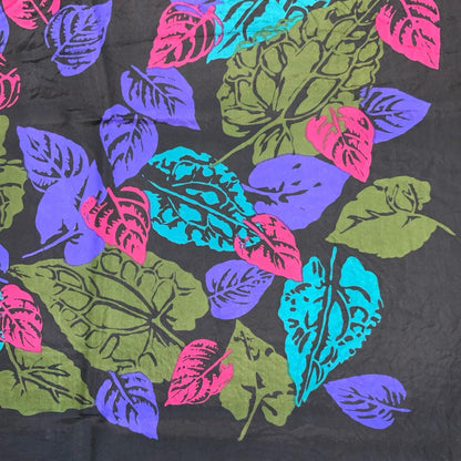 VTG BLACK PURPLE GREENN PINK BOTANICAL COLOURFUL GRAPHIC LEAF SQUARE SCARF
