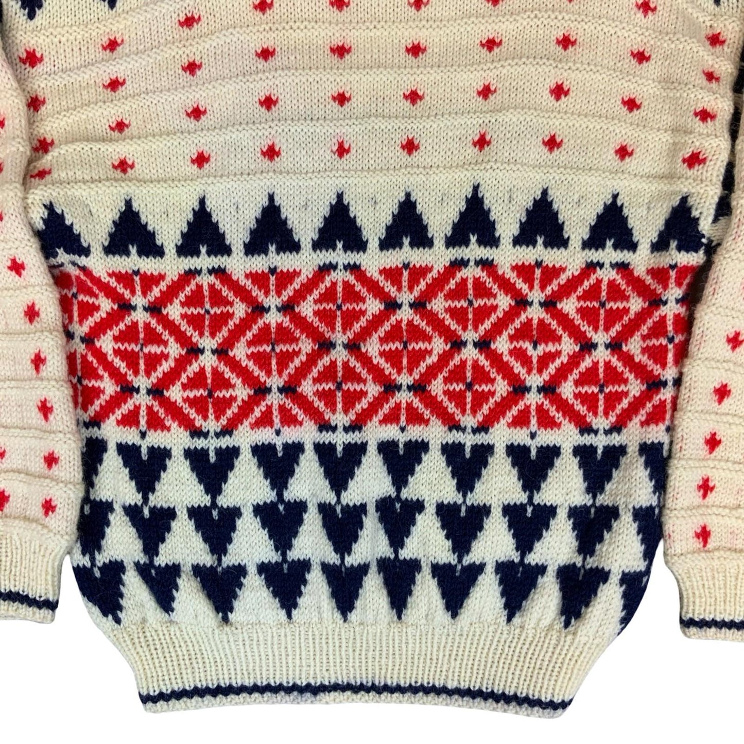 Vtg White Blue Red Fair Isle Geometric Pattern Textured Knit Pullover Sweater L