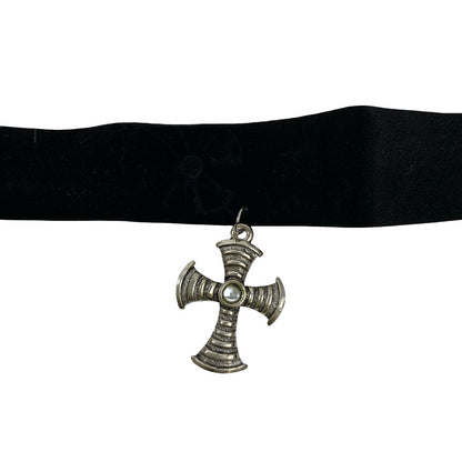 Vintage Deadstock 90s Y2K Silver Cross Gem Stone Grunge Gothic Velvet Choker