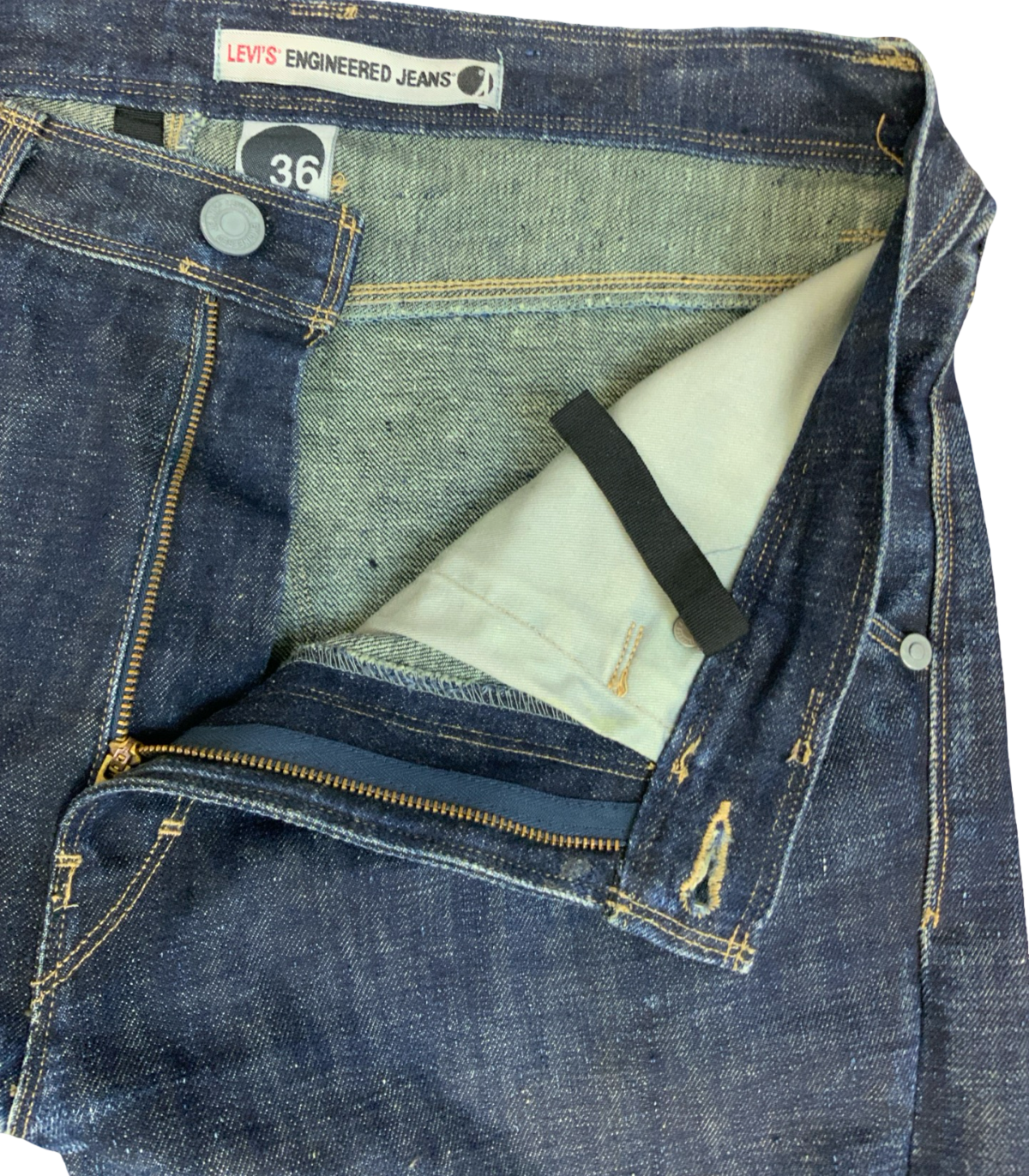 Vtg Levis Engineered Twisted Seam Red Tab Jeans Dark Indigo Blue 38W 35L