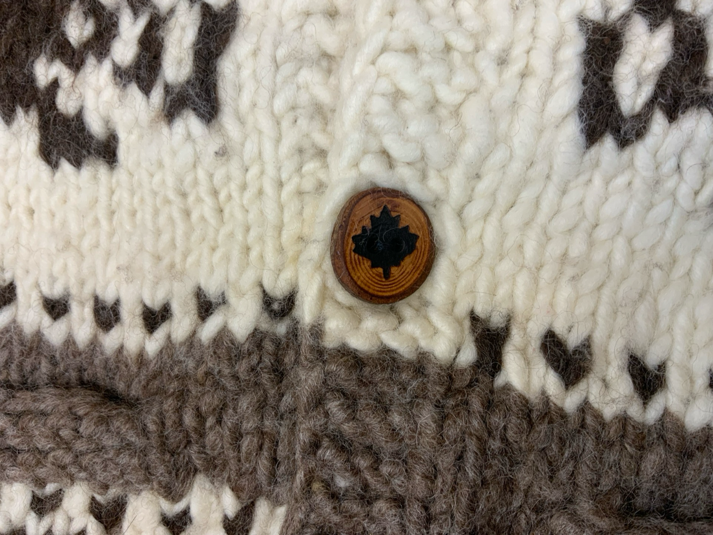 Vtg Wool Hand Knit Traditional Native Canadian Cowichan Cardigan Salish Indian L