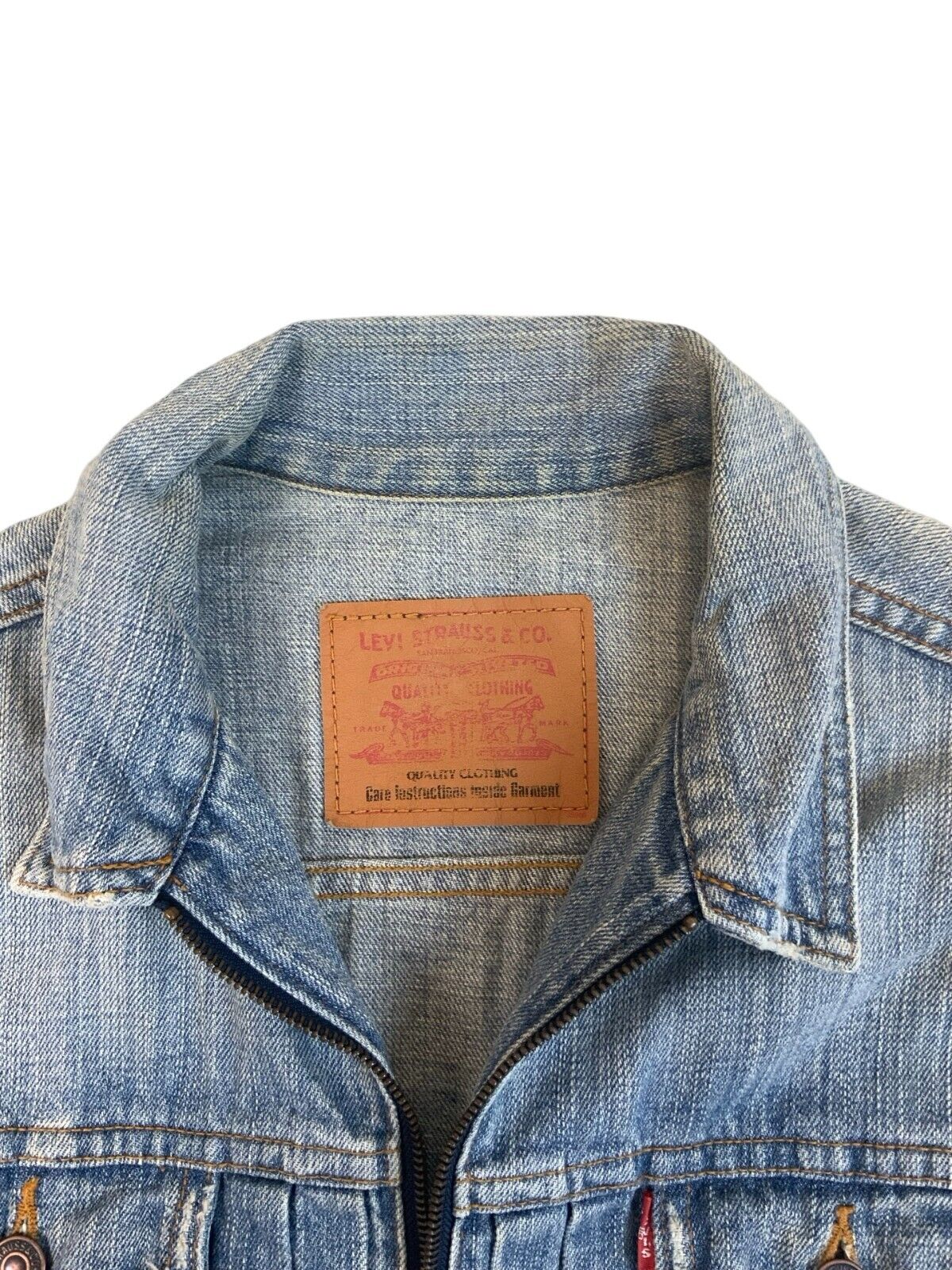 VTG 90s JAPANESE LEVIS PLEAT FRONT ZIP UP TYPE 2 DISTRESSED DENIM JACKET S 36