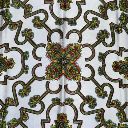 VTG BLACK GREEN RED WHITE DETAILED PATTERN PAISLEY SQUARE SCARF