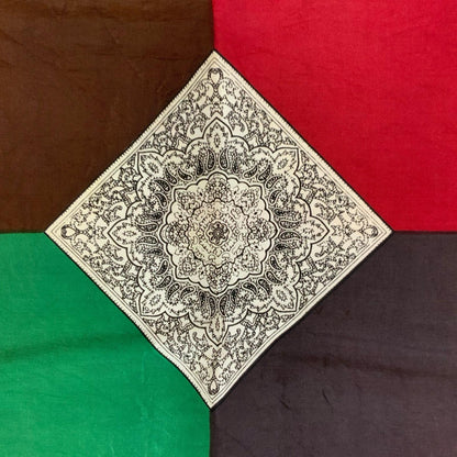 VTG MILTI-COLOURED BLOCK GEOMETRIC MANDALA DESIGN INTRICATE SILK SQUARE SCARF