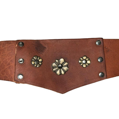 Vtg Brown Leather Cosplay Ornate Flower Stud Waist Belt Size M/L