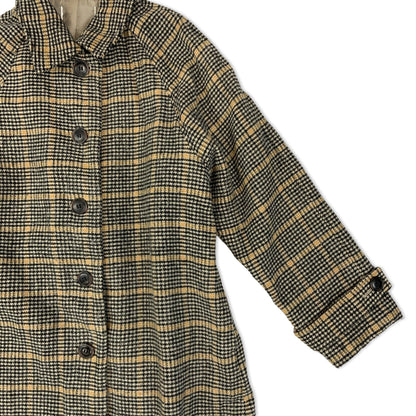 Vintage Y2K Beige and Black Tartan Ladies' Trench Coat 12