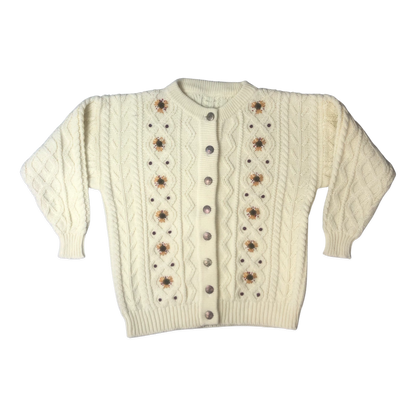 Vintage White Cardigan with Flower Embroidery 16
