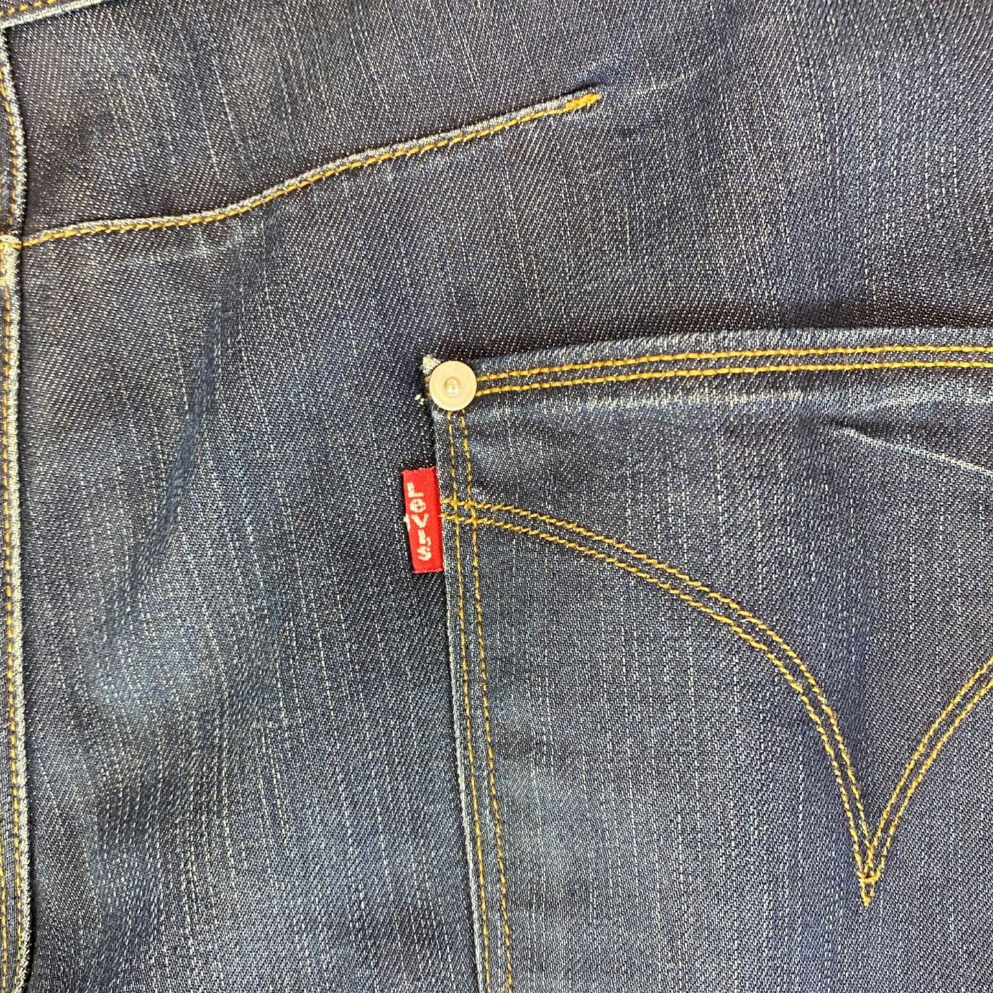 VTG 90S LEVIS ENGINEERED CINCH BACK TWISTED SEAM INDIGO RED TAB SKATER 38W 34L