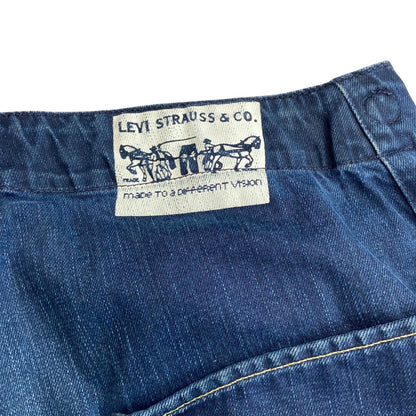 VTG LEVIS 3/4 LEG BAGGY SKATER JEANS DARK INDIGO SCREEN PRINTED PATCH 34’W 25’L