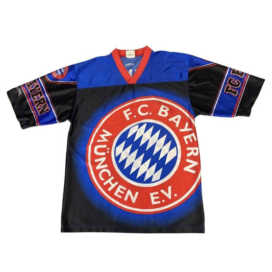 Vintage 90's Nutmeg Mills F.C. Bayern Munchen E.V. T-Shirt Jersey Large
