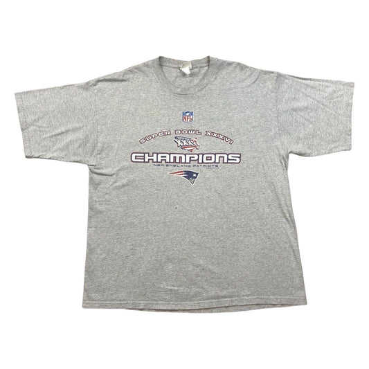 Vintage 2002 XXXVI Superbowl New England Patriots Tom Brady Lee Sports Tshirt XL
