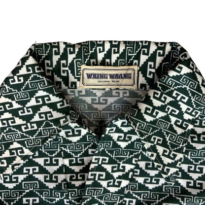 VTG 70s BIG COLLAR MENS POLY SMOCK SHIRT GEOMETRIC PSYCHEDELIC PRINT 37” (35) S