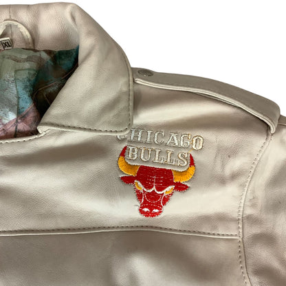 Vintage 90s 00 Cream Chicago Bulls Embroidered Letaher Biker Jacket S M